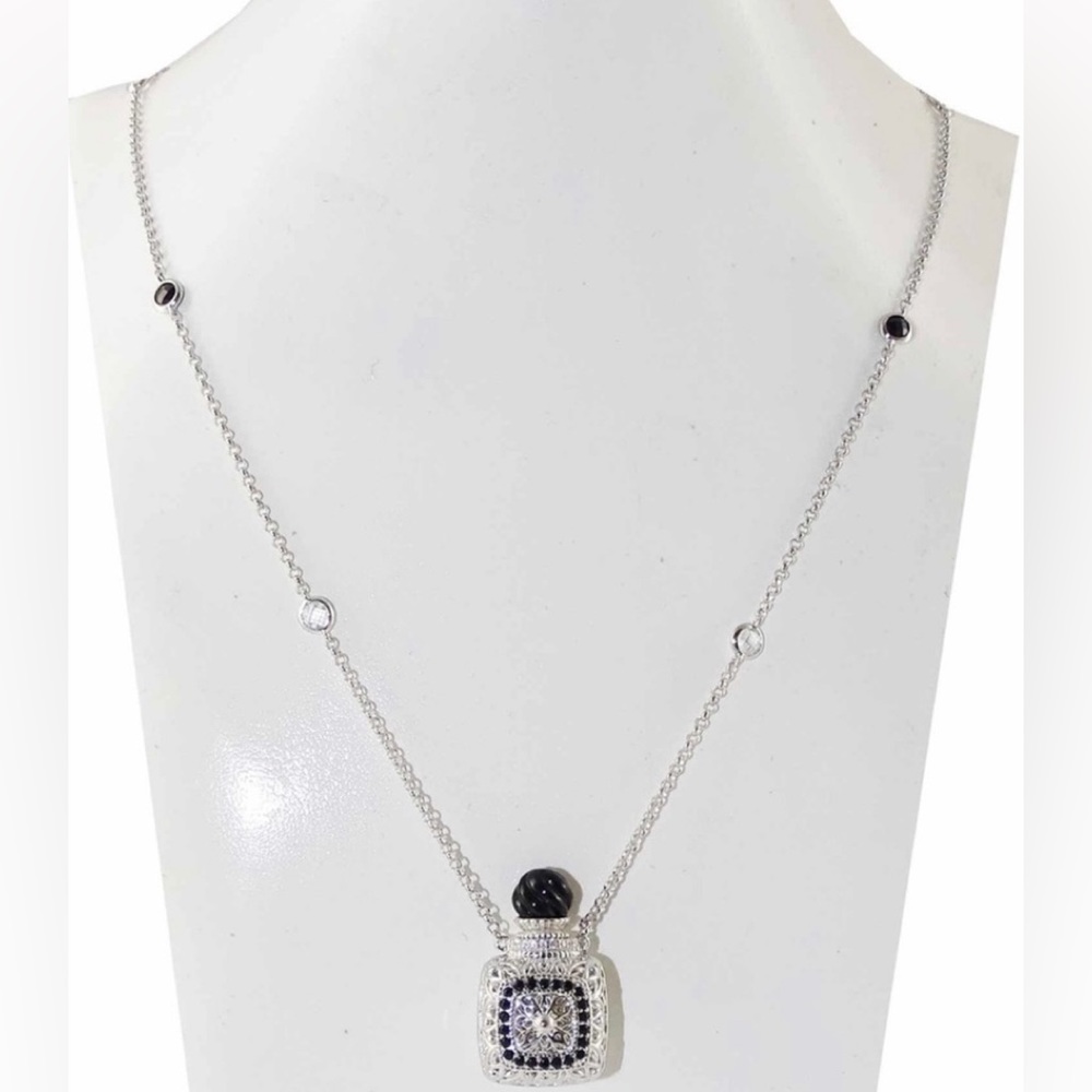 🔥Savvy Cie  silver necklace.🔥🔥🔥🔥